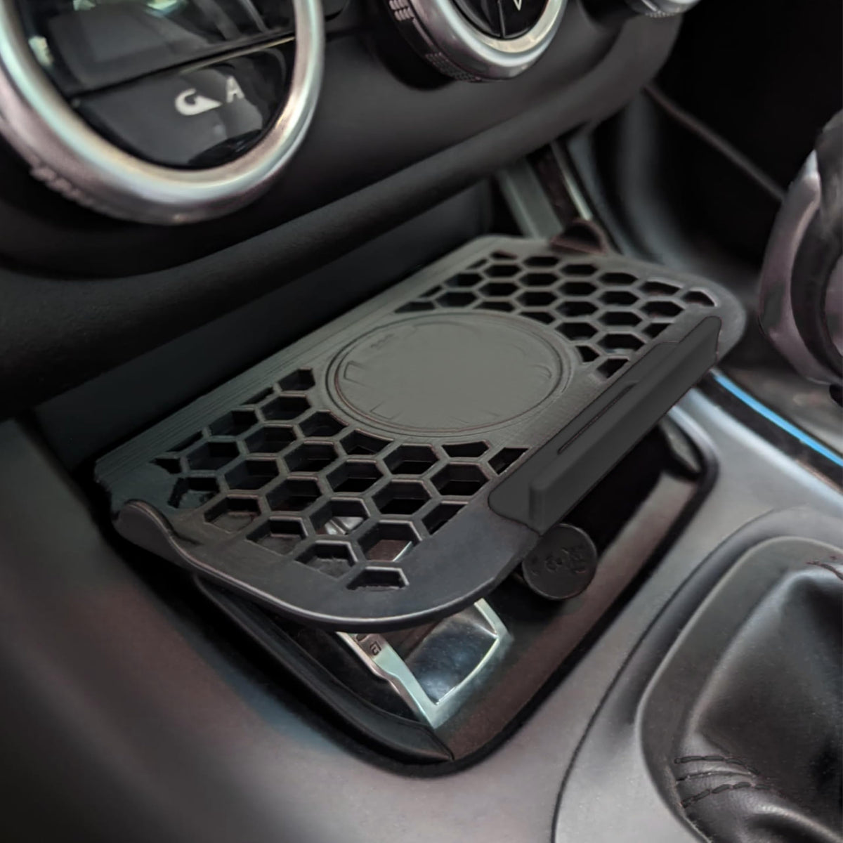 Supporto per cellulare per Alfa Romeo Giulietta sopra DNA