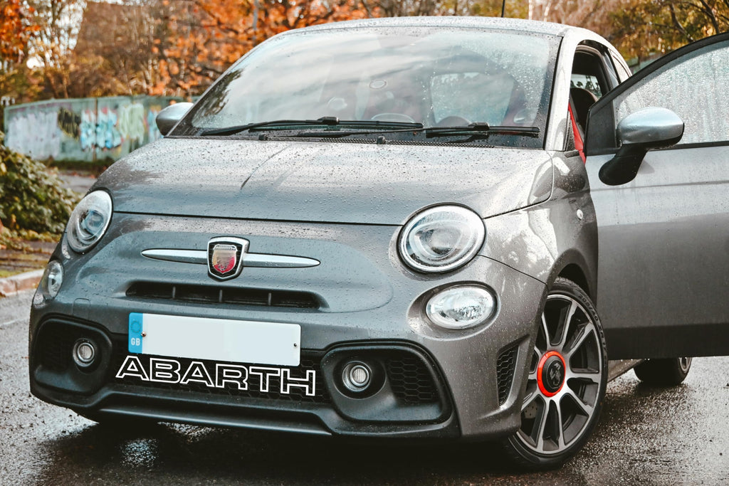 Scritta Decorativa per Griglia anteriore per Abarth 500, Punto Evo e 595