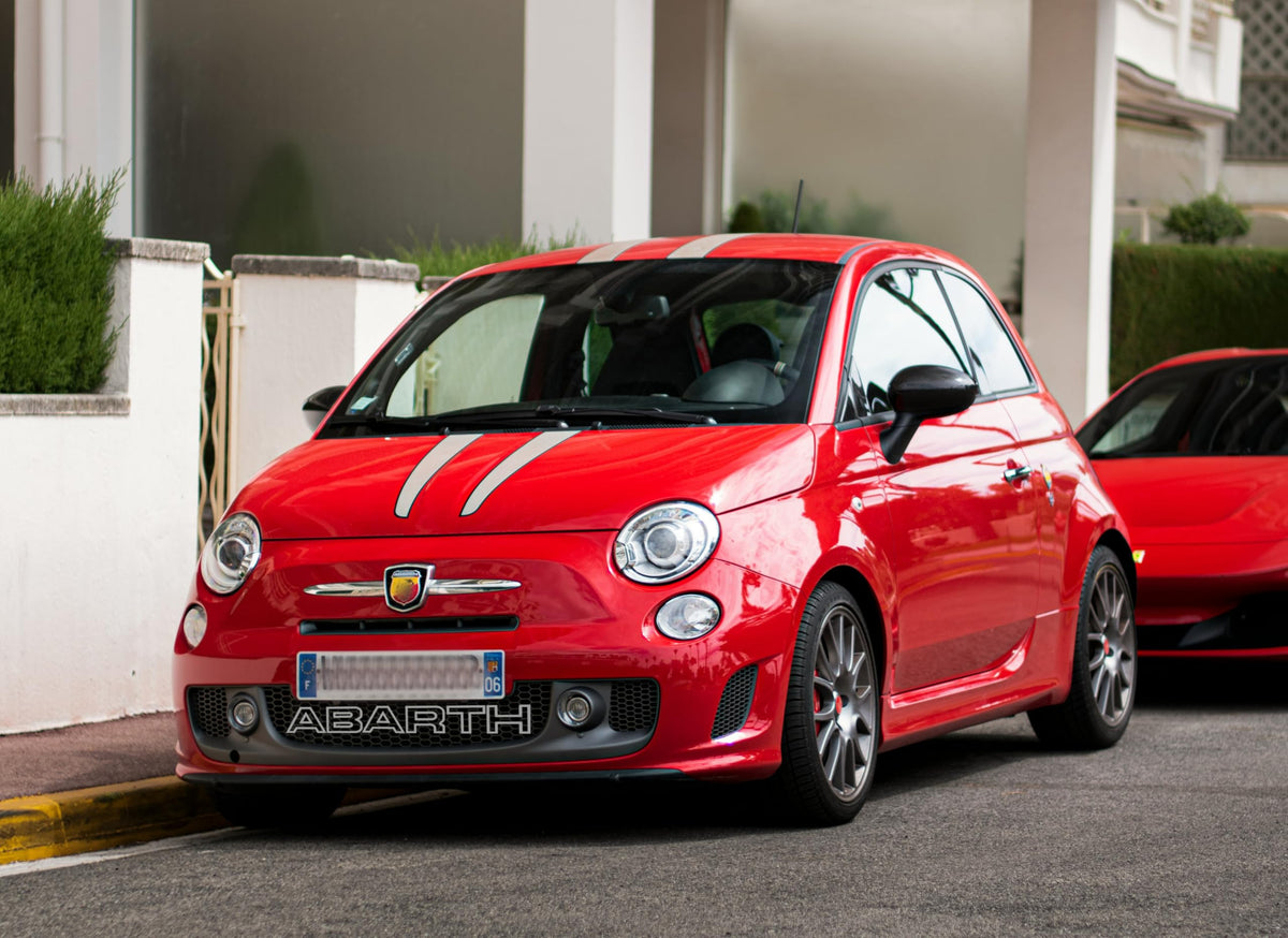 Scritta Decorativa per Griglia Anteriore per Abarth 500/595 e Fiat Punto